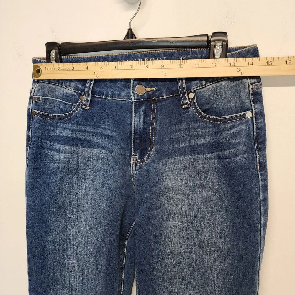 Liverpool Womens Straight Leg Jeans Size 6 28x32 Medium Wash Stretchy Soft Sadie